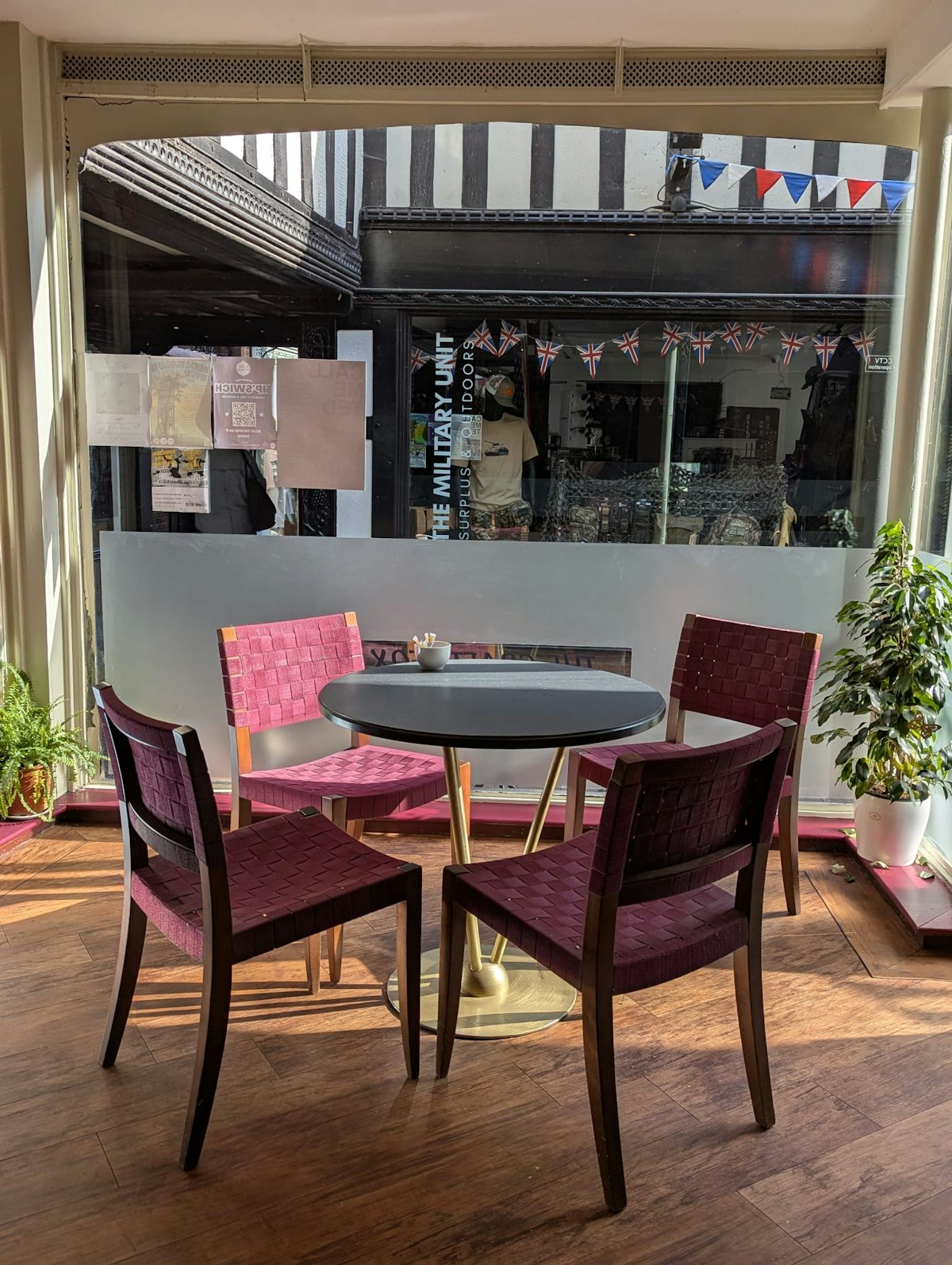 The Crafty Fox window seats